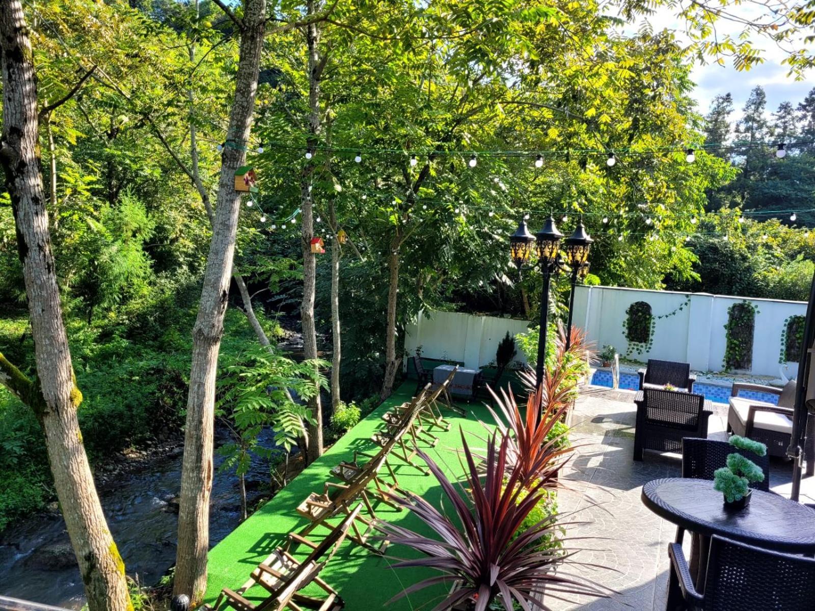 River Boutique Hotel 巴统 外观 照片